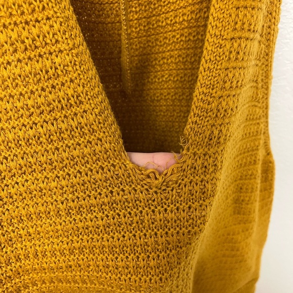 Universal Thread  crochet sleeveless halter romper marigold yellow size XXL - Picture 6 of 6